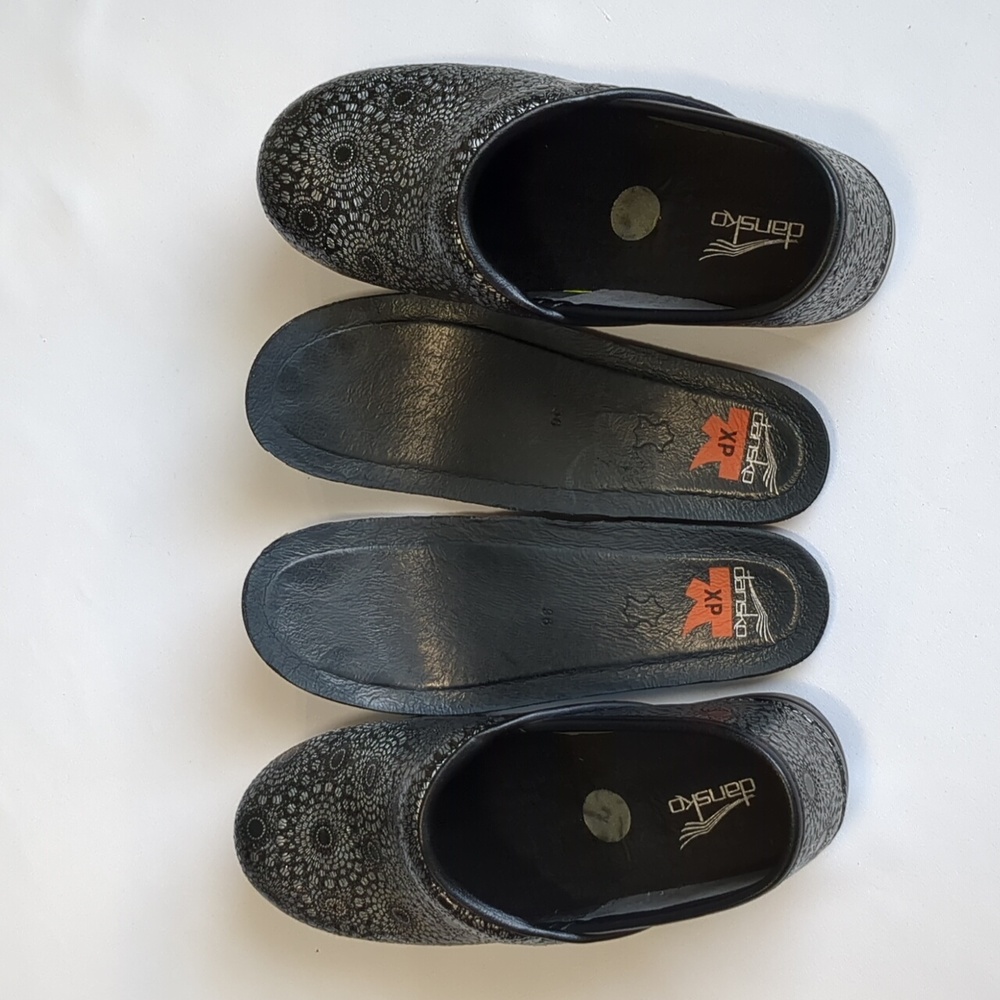 Dansko Pro XP Medallion Metallic Leather Slip Resistant Clog Sz EU 36/US 5.5-6 - Picture 8 of 16